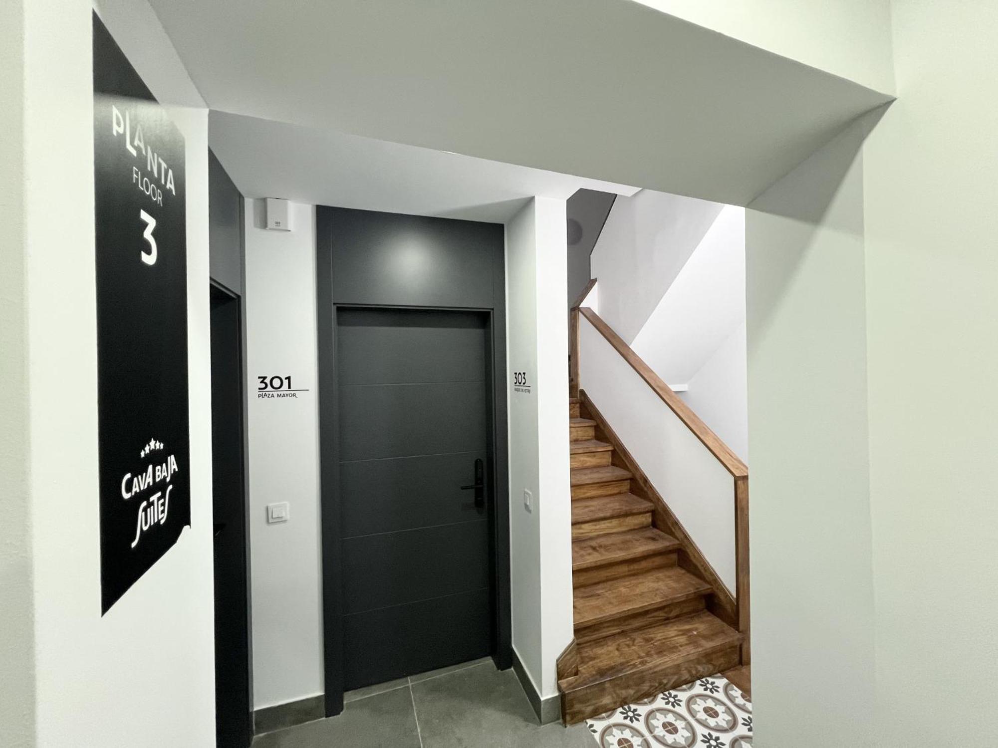 Cavabajasuites Madrid Exterior photo